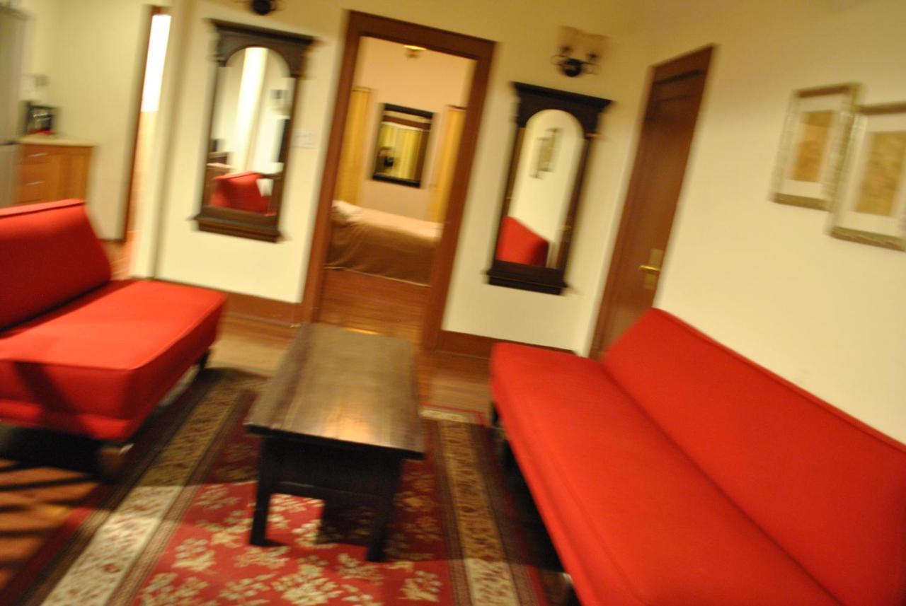 Ewr Airport Multilevel Guest House Room With 2-3 Beds Newark Buitenkant foto