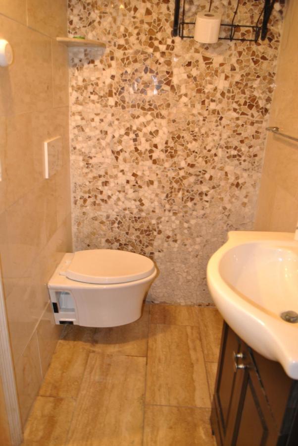 Ewr Airport Multilevel Guest House Room With 2-3 Beds Newark Buitenkant foto