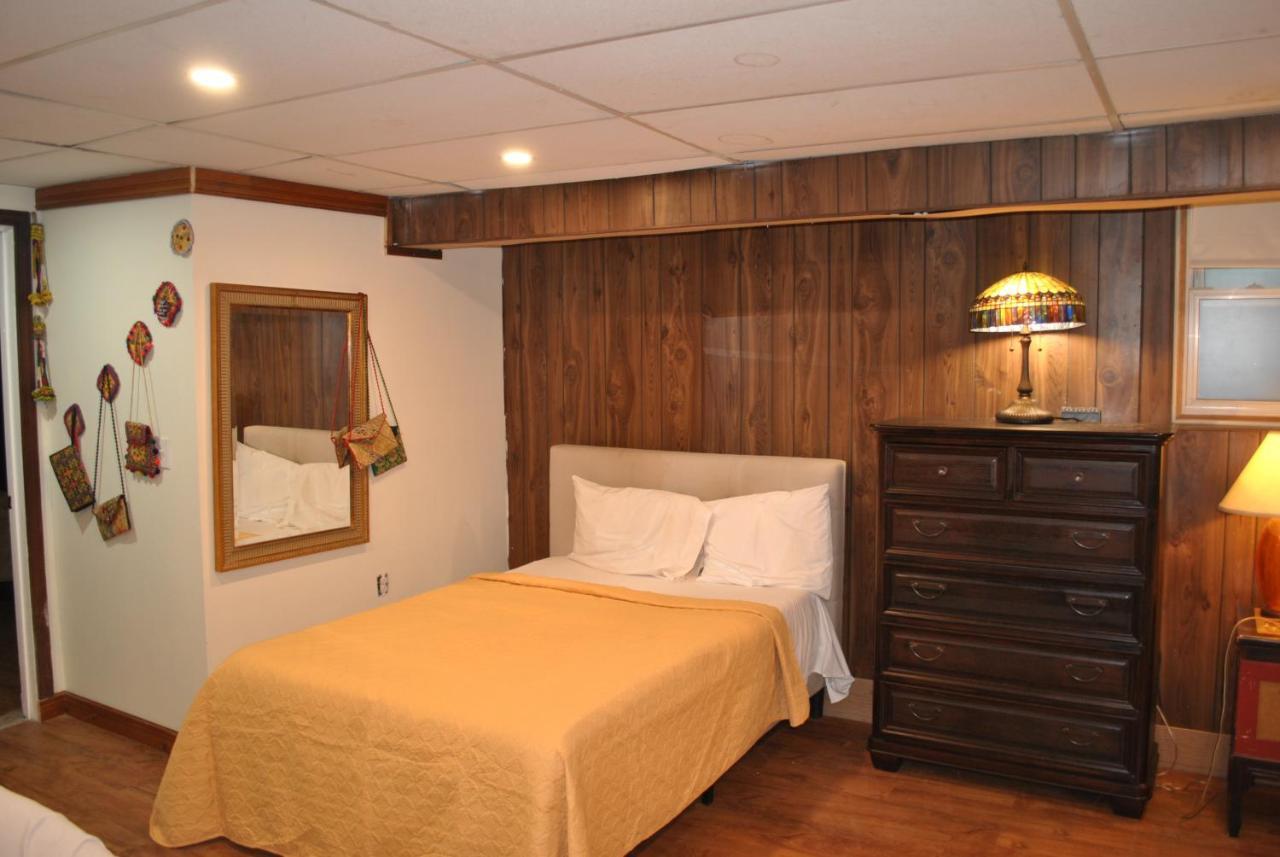 Ewr Airport Multilevel Guest House Room With 2-3 Beds Newark Buitenkant foto