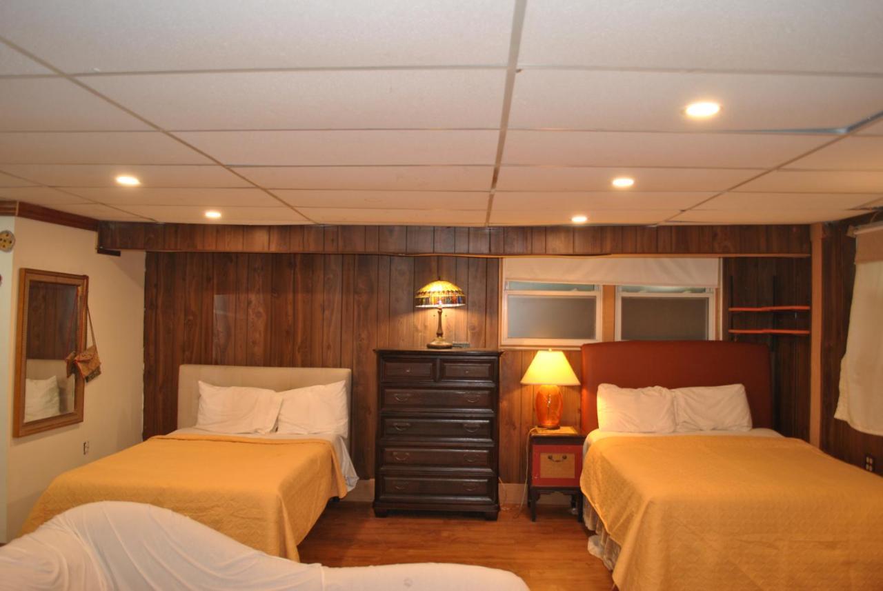 Ewr Airport Multilevel Guest House Room With 2-3 Beds Newark Buitenkant foto