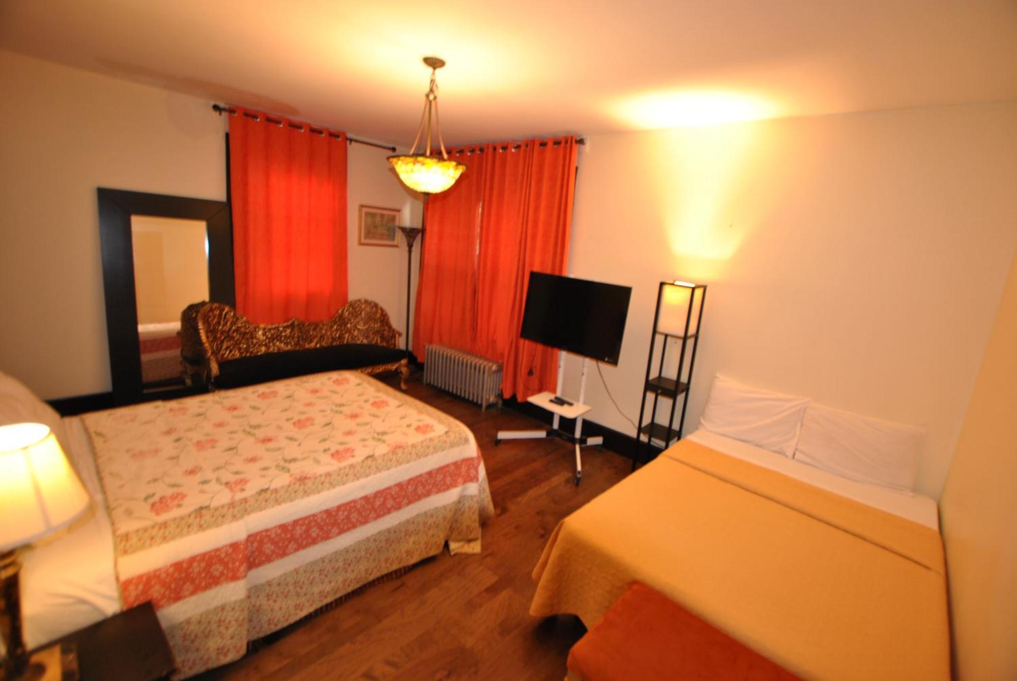 Ewr Airport Multilevel Guest House Room With 2-3 Beds Newark Buitenkant foto