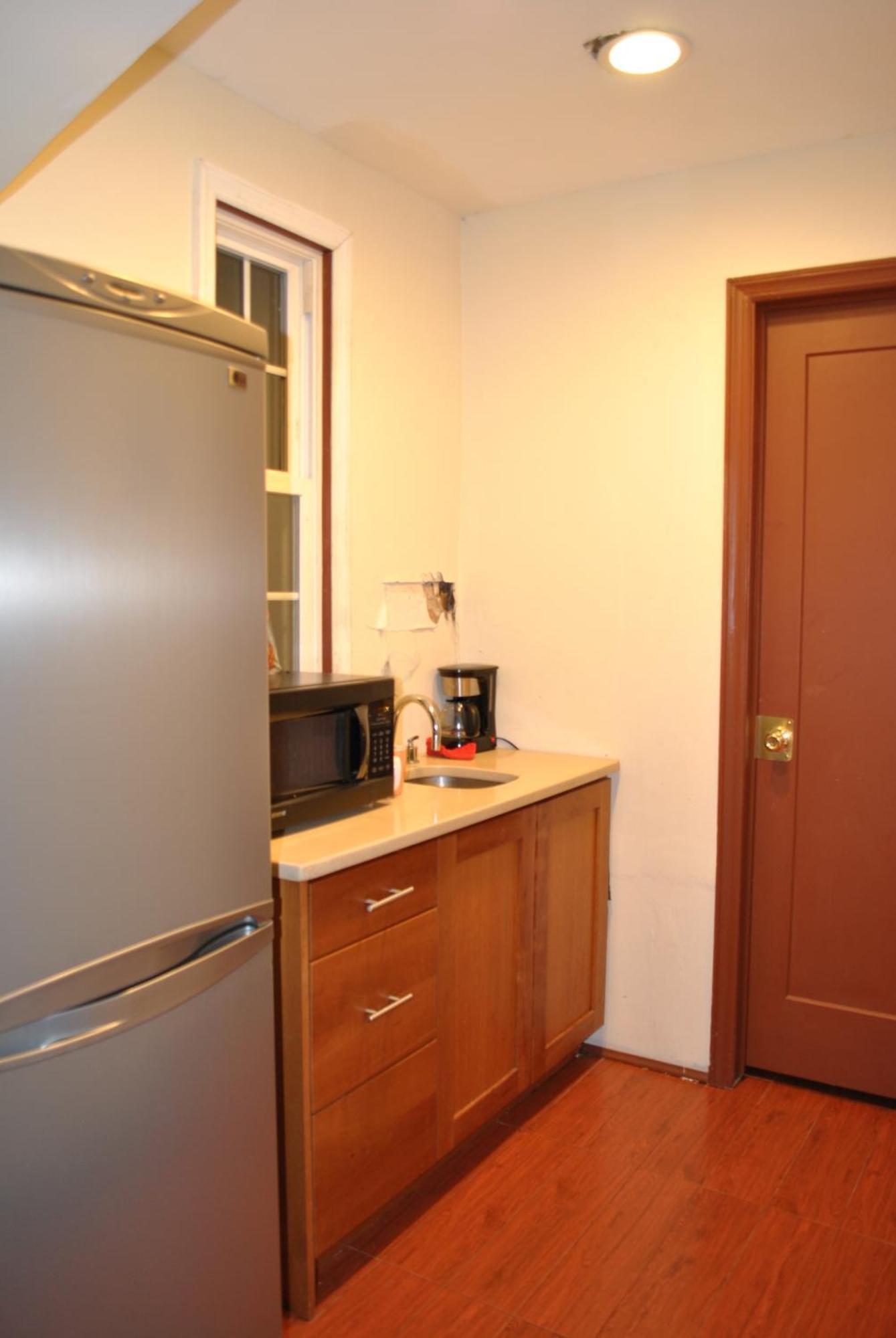 Ewr Airport Multilevel Guest House Room With 2-3 Beds Newark Buitenkant foto